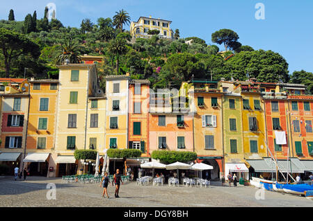 Le village de port de Portofino, Riviera, Ligurie, Italie, Europe Banque D'Images