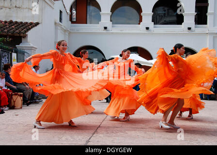 Danse folklorique, Salta, nord-ouest de l'Argentine, l'Argentine, l'Amérique du Sud Banque D'Images