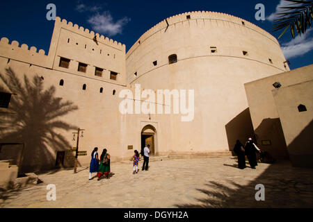 Fort Nizwa Nizwa, Ad Dakhiliyah, région, Oman Banque D'Images