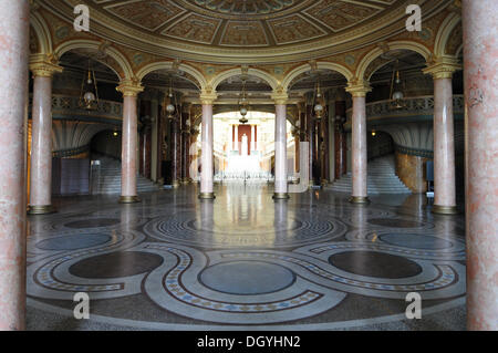 L'intérieur, colonnes, hall d'entrée, Athenaeum, Bucarest, Roumanie, Europe Banque D'Images