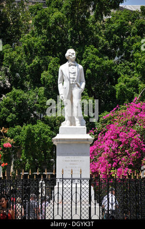 Statue de Carlos Manuel de cespedes, plaza de armas, le quartier historique, la Havane, Cuba, Caraïbes, Amérique centrale Banque D'Images