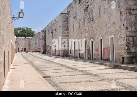 Fortaleza San Carlos de la Cabana Fort, Fort de Saint Charles, forteresse du port, le quartier historique, La Havane, Cuba, Caraïbes Banque D'Images