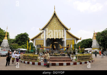 Wat Chedi Luang temple à Chiang Mai, Thaïlande, Asie Banque D'Images