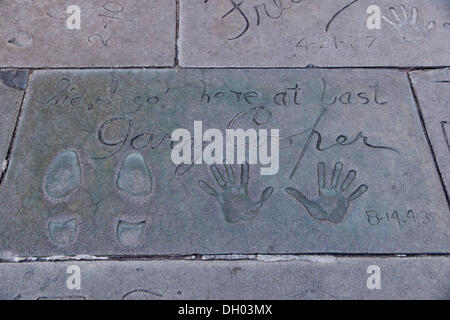 Empreintes et traces de Gary Cooper sur Hollywood Boulevard, Hollywood, Los Angeles, California, United States Banque D'Images