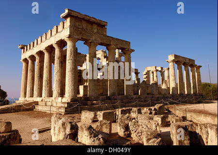 Le temple dorique grec d'aphaia, 500bc, Égine, iles saroniques, Grèce, Europe Banque D'Images