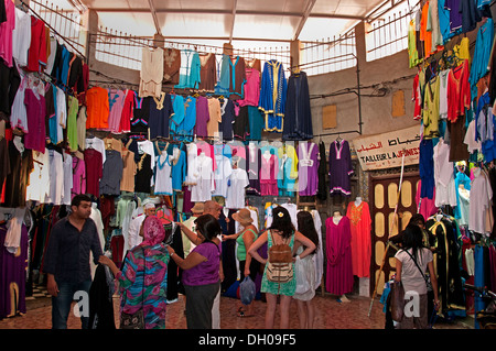 Maroc Marrakech fashion shop boutique Bazar Souk Medina Banque D'Images