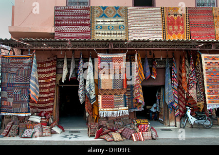 Maroc Marrakech fashion shop boutique Bazar Souk Medina Banque D'Images