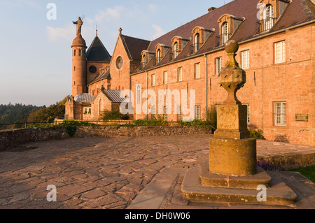 Elk213-1727 France, l'Alsace, Le Mont Sainte Odile, le couvent Banque D'Images