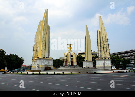 Le monument de la démocratie à Bangkok, Thaïlande. Banque D'Images