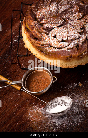 Tarte aux pommes et cannelle Banque D'Images