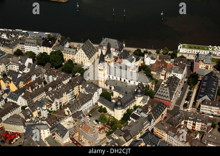 Vue aérienne, de la vieille ville de Koblenz avec Florinsmarkt street et l'église de saint Florian, Koblenz, Rhénanie-Palatinat Banque D'Images