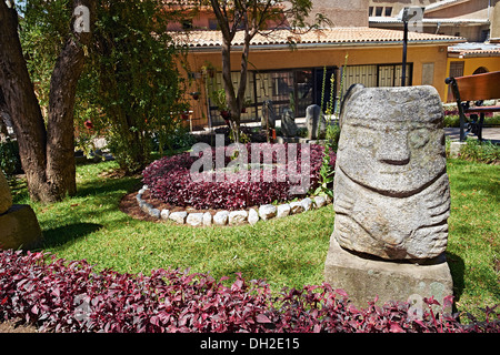 Artefacts au Musée Archéologique d'Ancash, Huaraz (Pérou. Banque D'Images