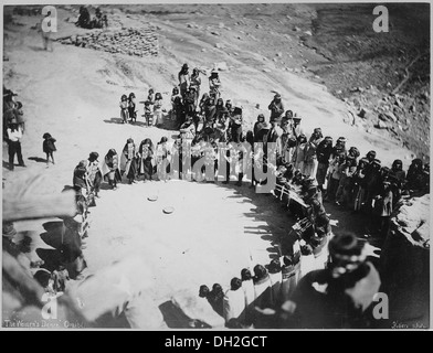 La femme, la danse Hopi Oraibi, Arizona, 1879 542441 Banque D'Images