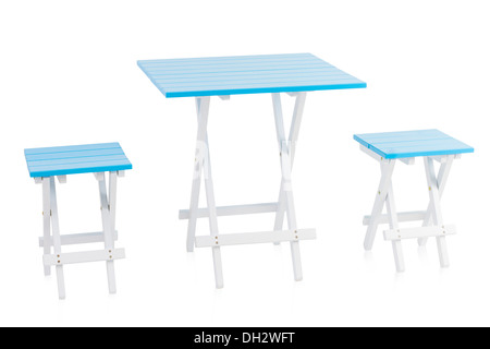 Ensemble de table et chaises d'extérieur isolé sur fond blanc Banque D'Images