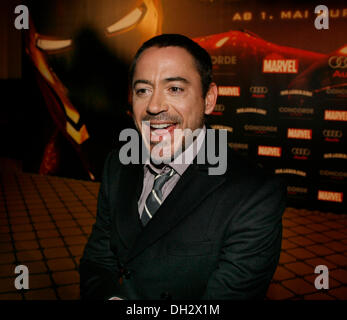 Robert Downey Jr. au photocall du film 'Iron Man' à Berlin. Banque D'Images