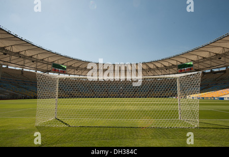 Le stade Maracana nouvellement reconstruit, Rio de Janeiro, Brésil. L'un des 2014 lieux de la ville hôte de la Coupe du monde. Banque D'Images