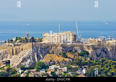 Vue d'Athènes comme vu du Mont Lycabette, l'Acropole à l'arrière, la Grèce, l'Europe Banque D'Images