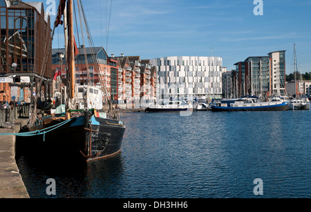 Les immeubles à appartements, des Docklands, Ipswich, Suffolk, Angleterre Banque D'Images