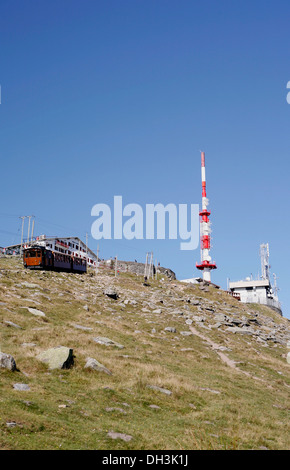 Funiculaire historique de 1924 jusqu'à l'occasion du sommet de la Rhune, 905m, mât radio, Pays basque, Pyrénées, Aquitaine Banque D'Images