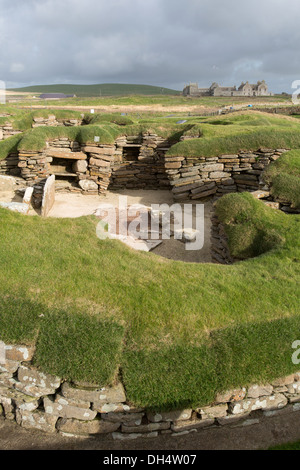 Des îles Orcades, en Écosse. Vue pittoresque du site néolithique à Skara Brae. Banque D'Images