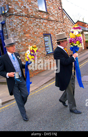 Tous les hommes, tous les jours, Hocktide annuel traditionnel festival, Hungerford, Berkshire, Angleterre Banque D'Images