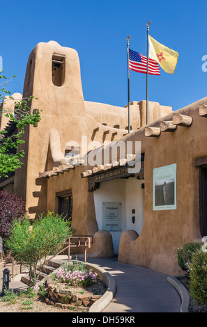 New Mexico Museum of Art, W Palace Avenue au centre-ville de Santa Fe, Nouveau Mexique, USA Banque D'Images