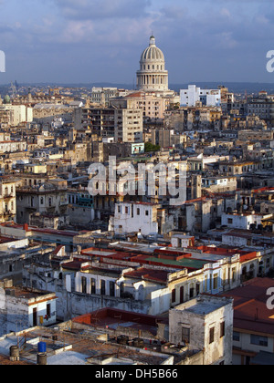 Vue panoramique au-dessus de la vieille ville, La Havane, Cuba, Antilles, Caraïbes Banque D'Images