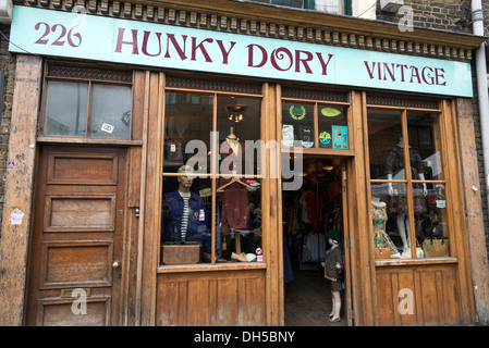 Hunky Dory vintage clothes shop dans Brick Lane, East End, Londres, Angleterre, Royaume-Uni Banque D'Images