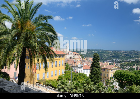 Vue Panoramique Sur Le Musée International Des Parfums Et La Vieille Ville De Grasse Ou Le Quartier Historique Alpes-Maritimes France Banque D'Images