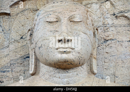 Tête d'une statue de Bouddha, Gal Vihara, Polonnaruwa, Sri Lanka, Ceylan, l'Asie Banque D'Images