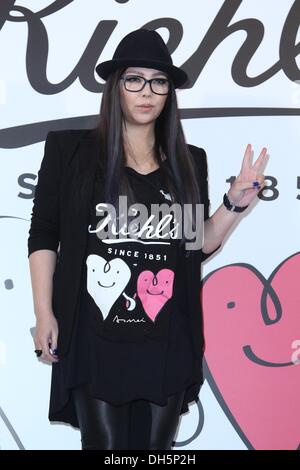 Taipei, Chine. 31 octobre, 2013. Singer Un Mei participe à l'activité publique à Taipei, Chine Le jeudi 31 octobre, 2013. Credit : TopPhoto/Alamy Live News Banque D'Images