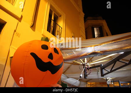 Rome, Italie. 31 octobre, 2013.L'Halloween dans les rues de Trastevere à Rome Italie Crédit : Gari Wyn Williams/Alamy Live News Banque D'Images