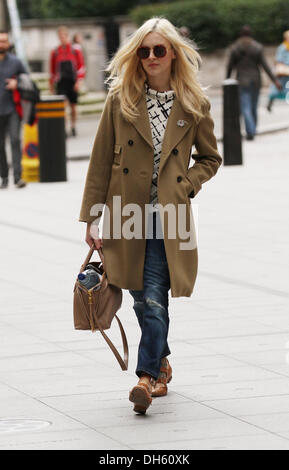 Fearne Cotton vu à la BBC à Londres. Crédit : Simon Matthews/Alamy Live News Banque D'Images