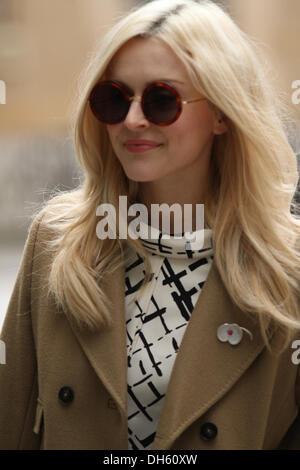 Fearne Cotton vu à la BBC à Londres. Crédit : Simon Matthews/Alamy Live News Banque D'Images