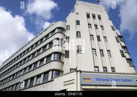 L'art déco de la gare routière de Victoria London Banque D'Images