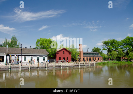 Michigan, Dearborn, Greenfield Village. Musée vivant en plein air sur l'histoire de l'Amérique. Stony Creek Mill Pond. Banque D'Images