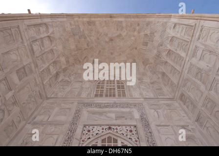 Arch, grand angle, Taj Mahal, Agra, Uttar Pradesh, Inde, Asie Banque D'Images