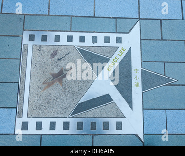 L'étoile de Bruce Lee sur l'Avenue des Stars à Kowloon, Hong Kong. Banque D'Images