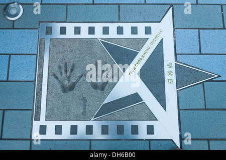 Michelle Yeoh, star sur l'Avenue des Stars à Kowloon, Hong Kong. Banque D'Images