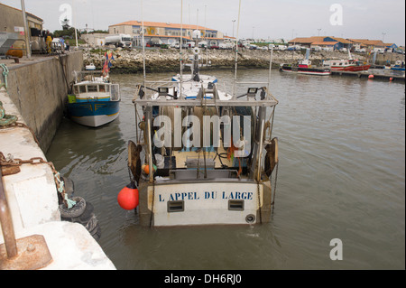 Dans 'chalutier arrière La Cotinière' Harbour Banque D'Images