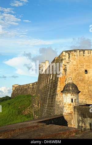 Maison de sentinelle et remparts, château de San Cristobal (1765-1783), Site Historique National de San Juan, San Juan, Puerto Rico Banque D'Images