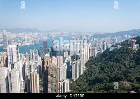 Donnant sur Hong Kong Central du haut de Victoria Peak. Banque D'Images