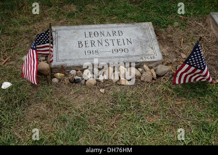 Leonard Bernstein grave Vert-bois Cemetery Banque D'Images