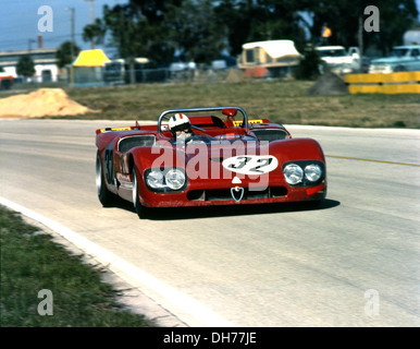 Andrea Adamich-Henri Pescarolo-Nino de Vaccarella's Alfa Romeo T33-3, Sebring, Floride, USA 20 mars 1971. Banque D'Images