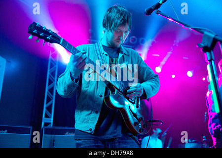 Andrew White de band Kaiser Chiefs live at Stubbs BBQ pendant SXSW Music Festival South by Southwest (Austin, Texas) - Banque D'Images