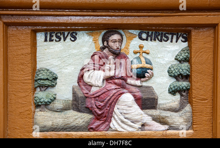 Jésus de Nazareth, vieille école latine, sculptures en bois, Alfeld, Allemagne Banque D'Images