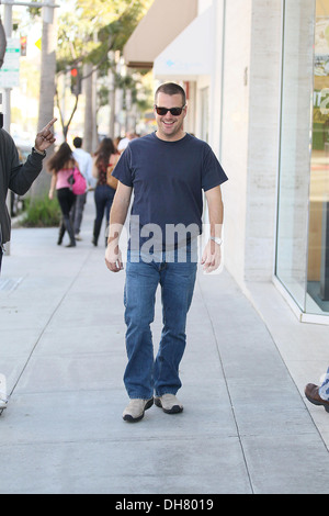 Chris O'Donnell dehors et environ dans la région de Beverly Hills.. Los Angeles, Californie - 21.03.12 Banque D'Images