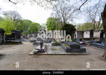 Vue sur le cimetière de Montmartre à Paris, France Banque D'Images