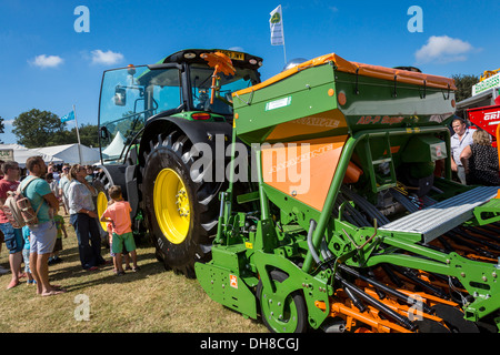 Le Ben Burgess farm machinery stand au Salon de l'agriculture, l'Aylsham Norfolk, Royaume-Uni. Banque D'Images