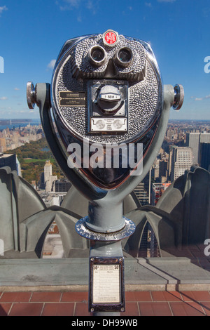 Vue du haut de la roche à plus de Central Park, le Rockefeller Center observation deck, New York City, New York, USA, États-Unis Banque D'Images